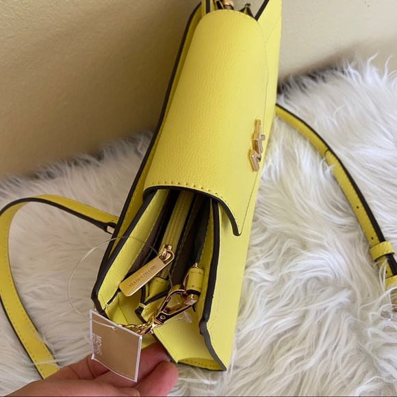 Firm✨Michael Kors Mott large crossbody clutch bag - Picture 7 of 12